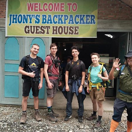 Jhony'S Backpacker-Guest House Only Stay Here Book Treking With Us Bukit Lawang Dış mekan fotoğraf