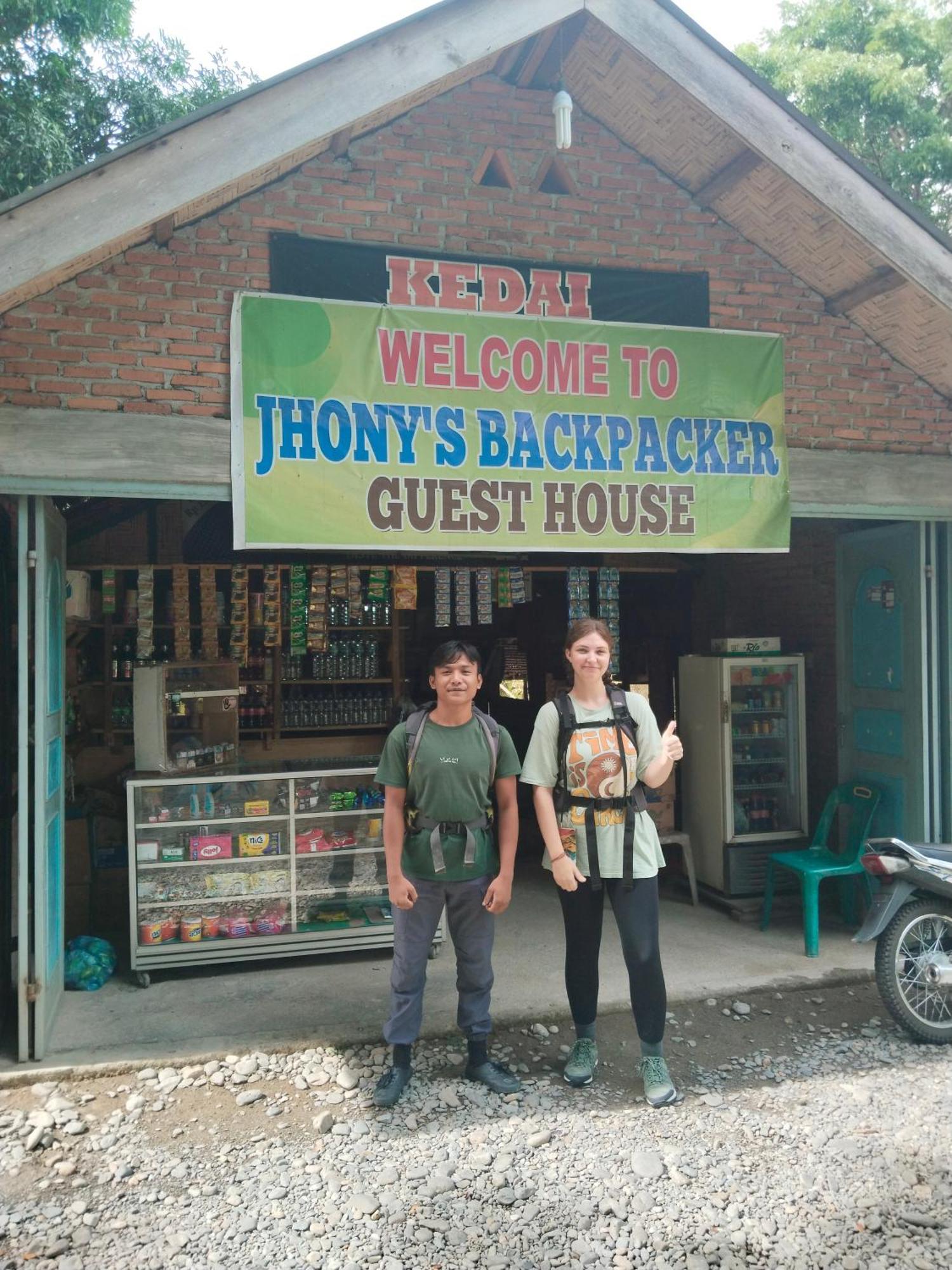 Jhony'S Backpacker-Guest House Only Stay Here Book Treking With Us Bukit Lawang Dış mekan fotoğraf